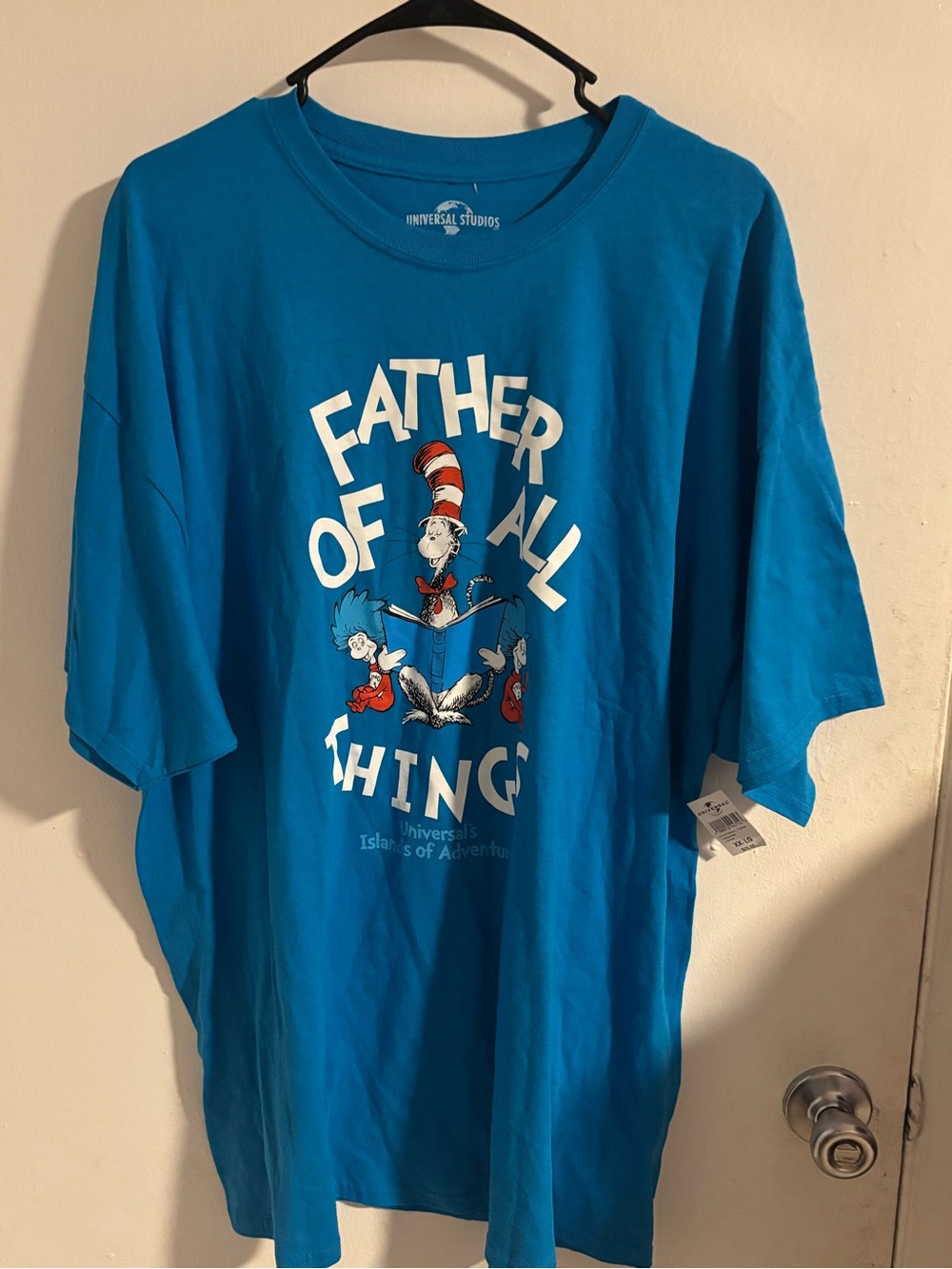 Universal Studios Dr Seuss Father of All Things Graphic T Shirt Blue 2XL
(1119)